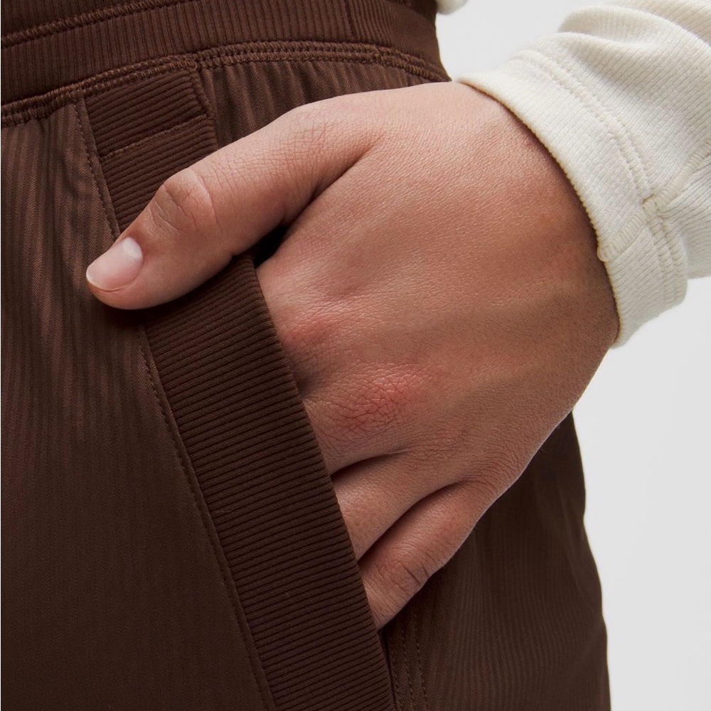lululemon athletica Women's Brown Cargo Trousers - Picture 3 of 12